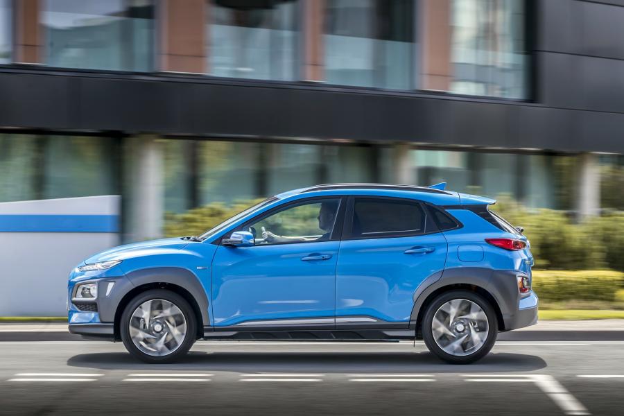  Hyundai Kona Hybrid (OS) 2019 года  (UK) (фото 32 из 40)
